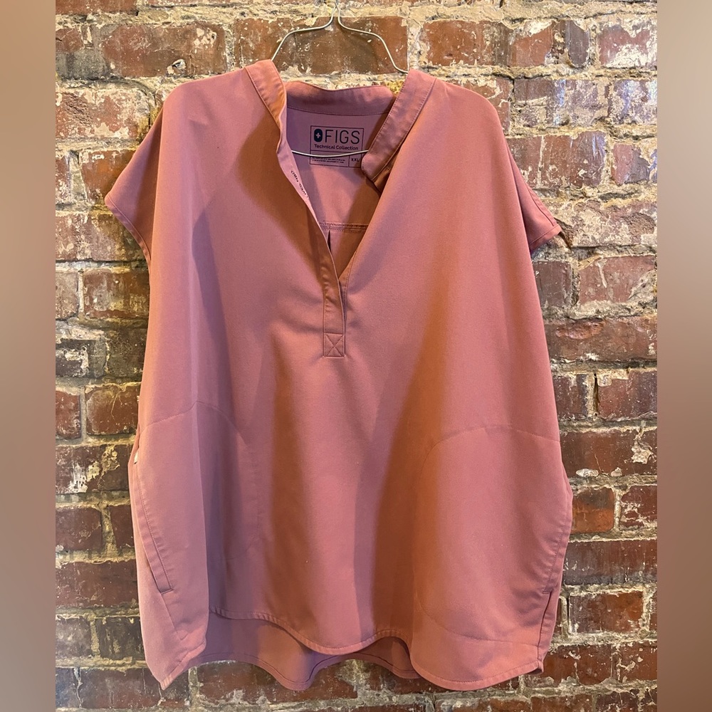 OG Mauve Figs Scrub Top